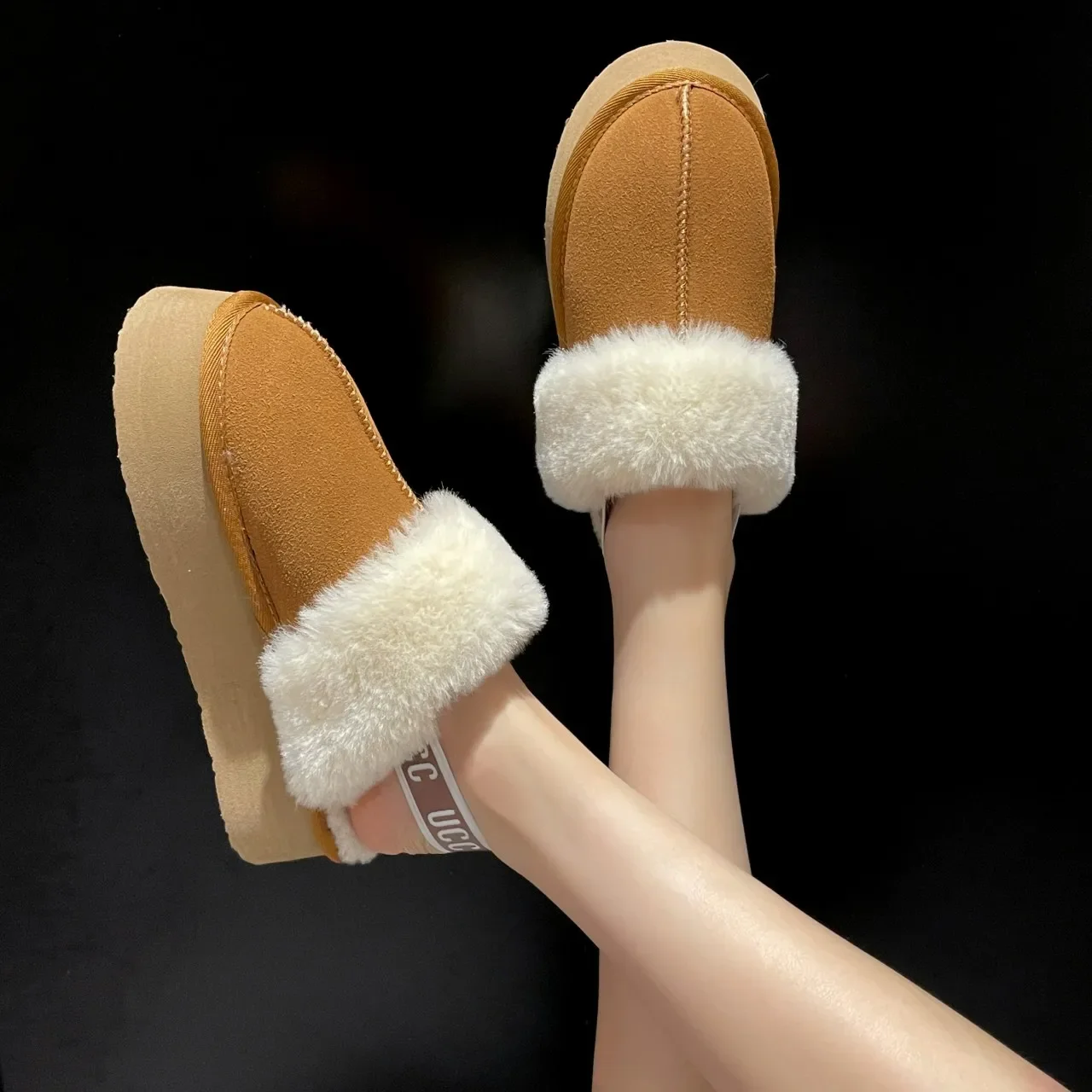 Slippers Women Winter 2024 New Fur Short Plush Warm Flats Slippers Platform Shoes Outdoor Leisure Fashion Slip-on Ladies Shoes