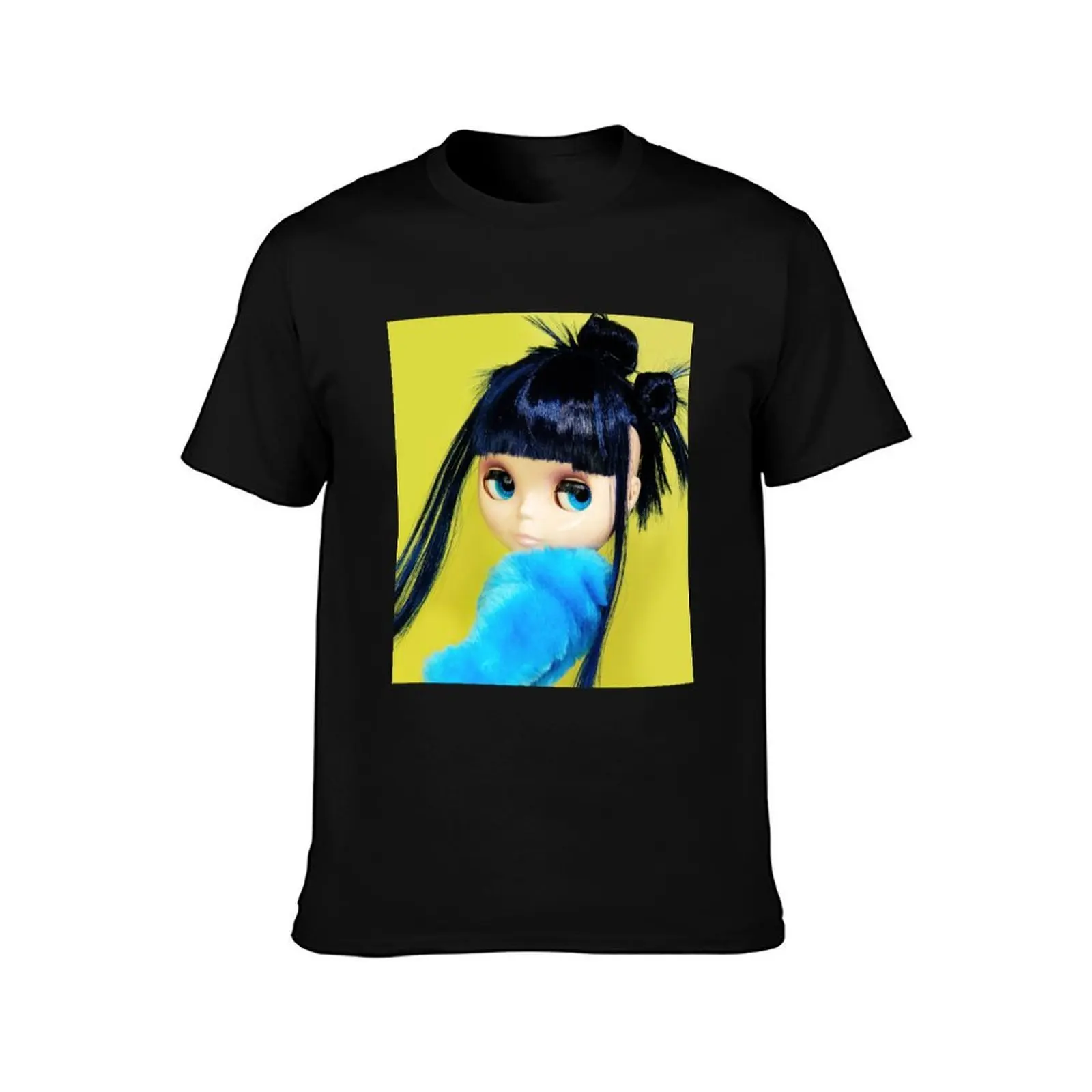 blythe en bleu T-Shirt Stretch Fabric Comfort T-Shirt