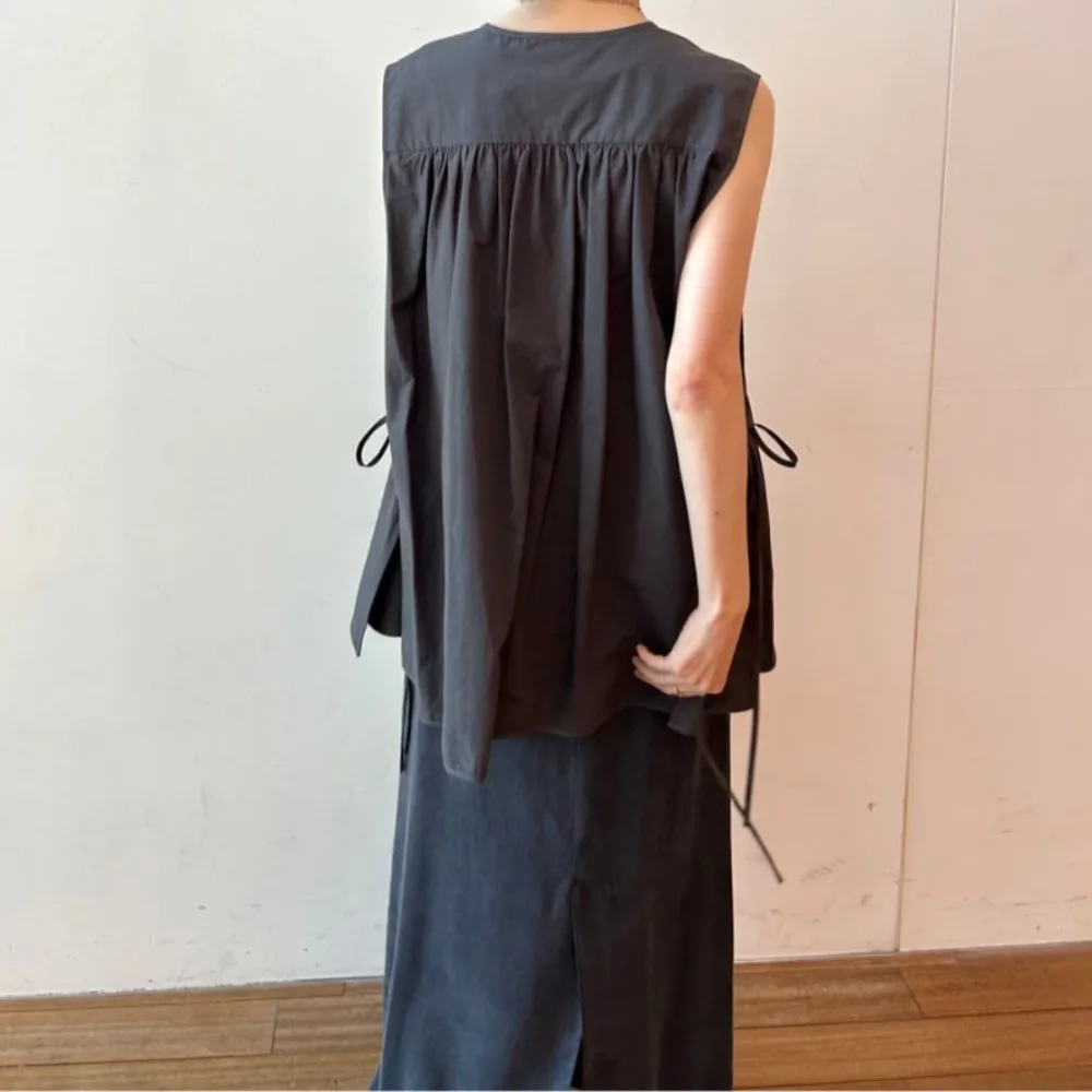 Kuzuwata New O Neck Sleeveless Loose Simple Blouses Vest Casual Elegant Drawstring Lace Up Shirt Japan Ruched Patchwork Tops