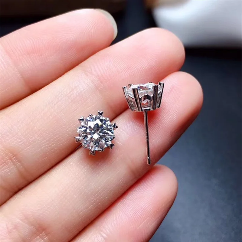 Moissanite Stud Earrings 0.5CT 1CT VVS Lab Diamond Test Passed Wedding Party Anniversary Gift For Women Real 925 Sterling Silver