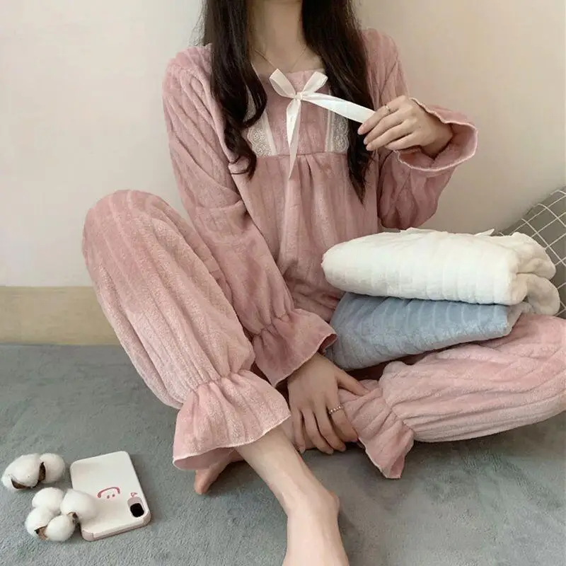 

Sexy Pajama Set Fashion Homewear Nightwear for Women in Autumn and Winter Thickened Coral Fleece Double-sided Fleece Sweatsuit