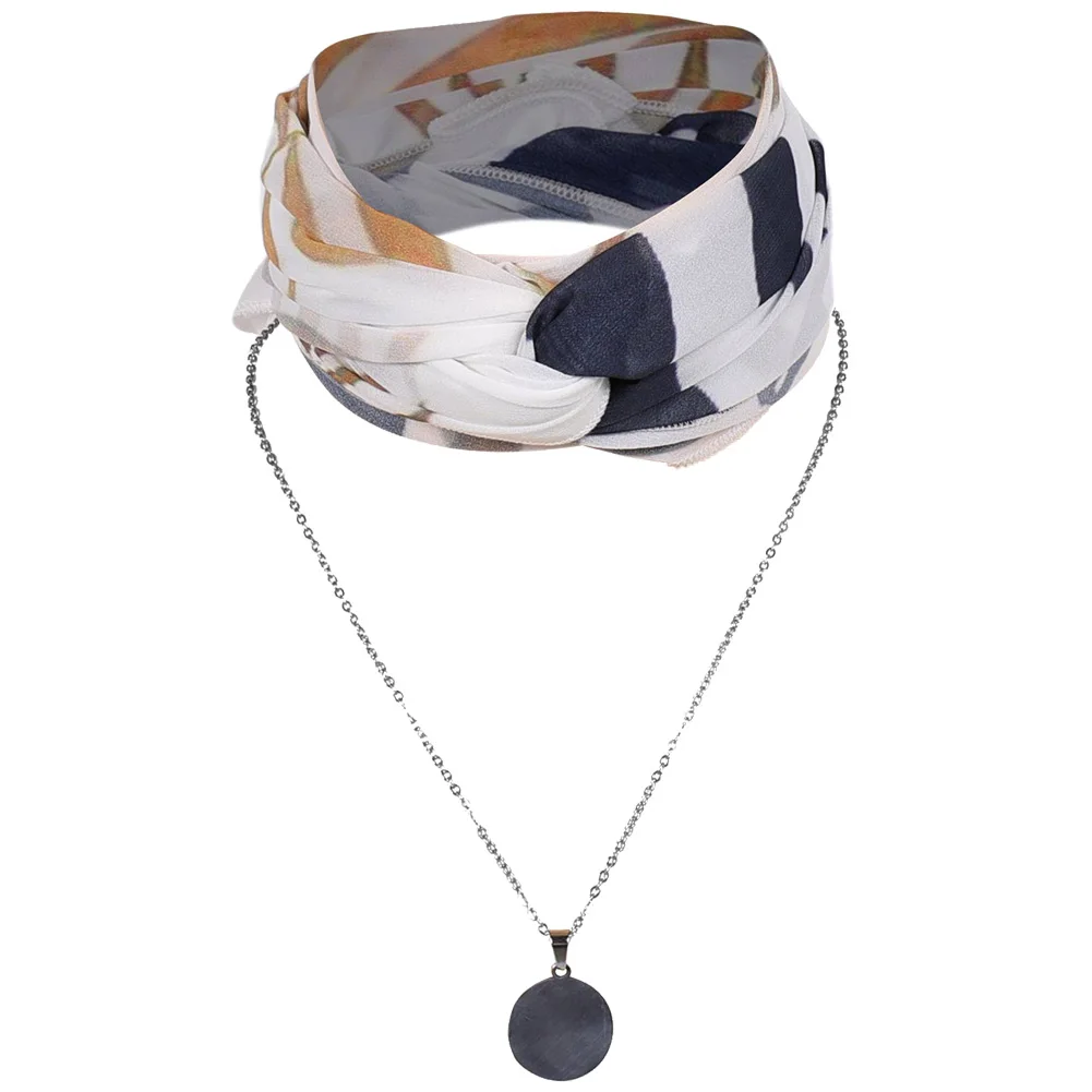 

World Rebirth Zora Bennett Necklace Cosplay Fantasy Jewelry 2025 Movie Jurassic Costume Disguise Accessories Women Fantasia Prop