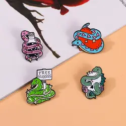 Cute Cartoon Snake Love Heart Skull Enamel Brooch Creative Animal Halloween Lapel Pin Badge Backpack Clothing Hat Accessories