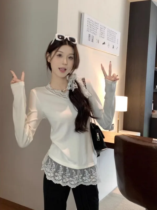 

plus Size Lace Splice V-Neck Women's Slim Fit Base Shirt Autumn Winter Pure Desire Hem Layered T-Shirt White Slimming Top