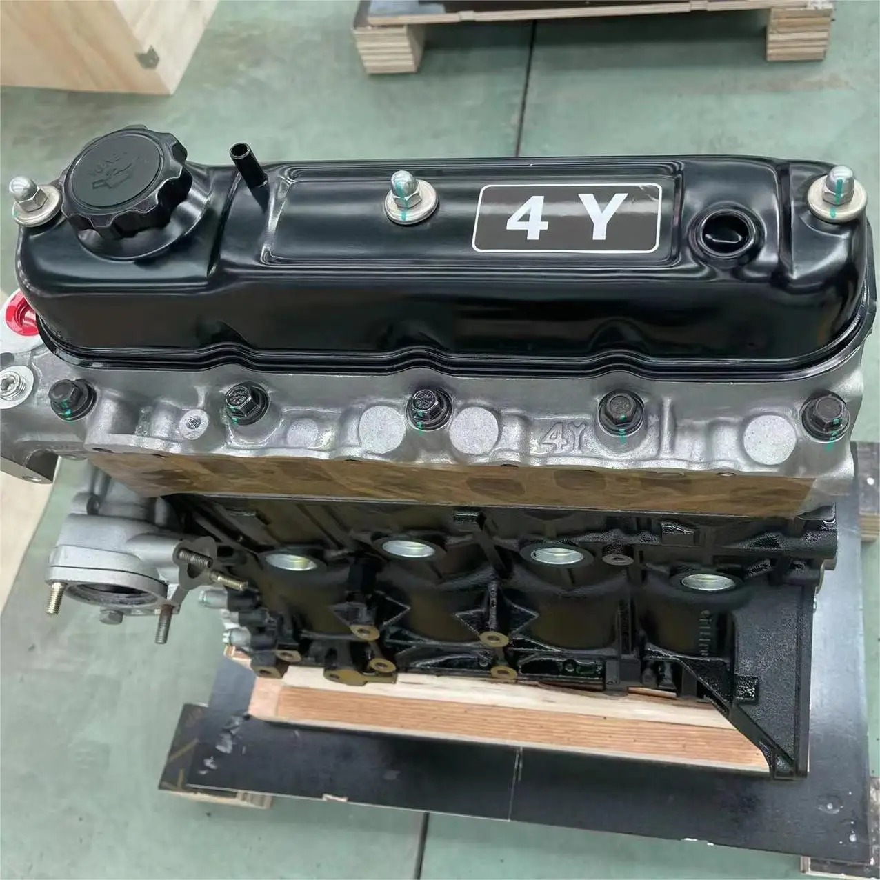 4Y Bare Engine Auto Hiace Hilux 4y 2.3L Complete Assy Brand New Remanufactured Engine 3y 4y Engine For