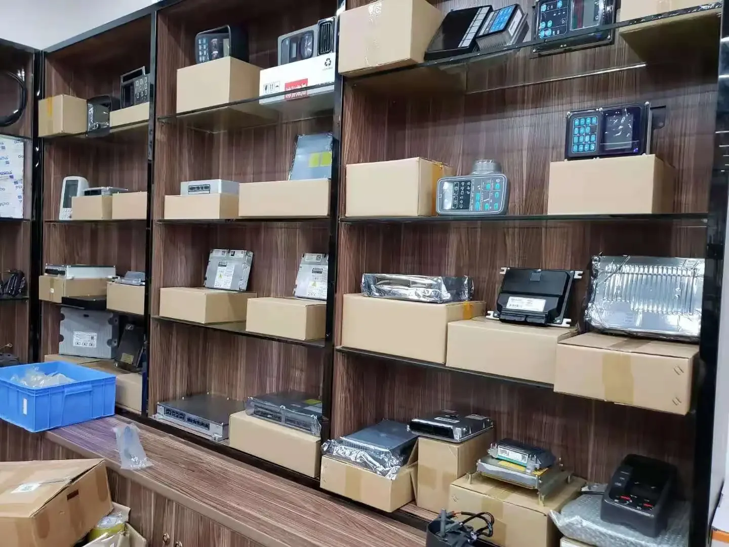 Bauersatzteile für Bagger 14390065 P03 1120077270   DE für EC210BLC