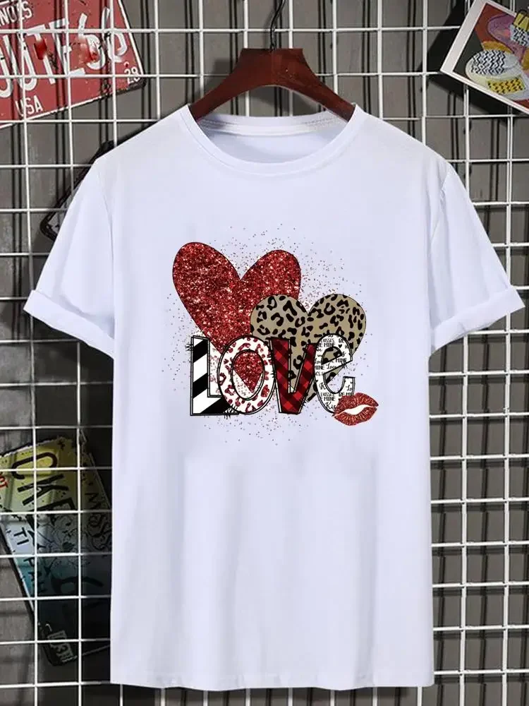 Leopard Love Heart Style Cute Casual Graphic T-shirts Tee Women Clothes Print Female Shirt Short Sleeve Lady Fashion Clothing