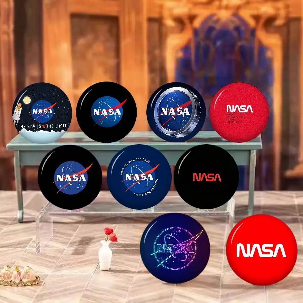 USA N-Nasas Logo Soft Button Pin Bright Printed Icon Gift For Friends Badge Collar Brooch Lapel Pin Metal