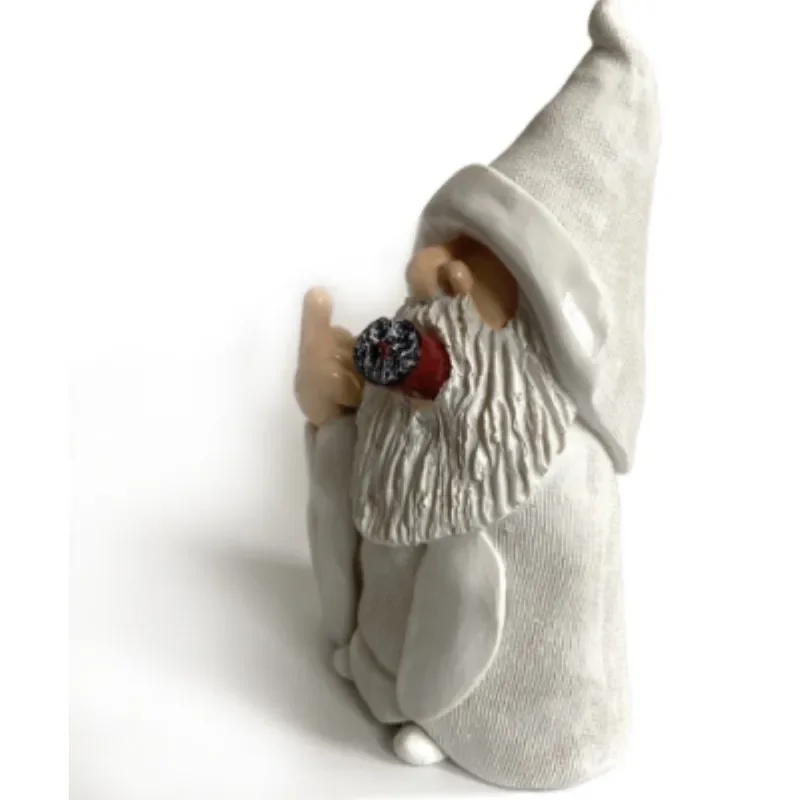 Fun Smoking Beard Dwarf Garden Sculpture Decoration Indoor and Outdoor Statues Family Courtyard Christmas