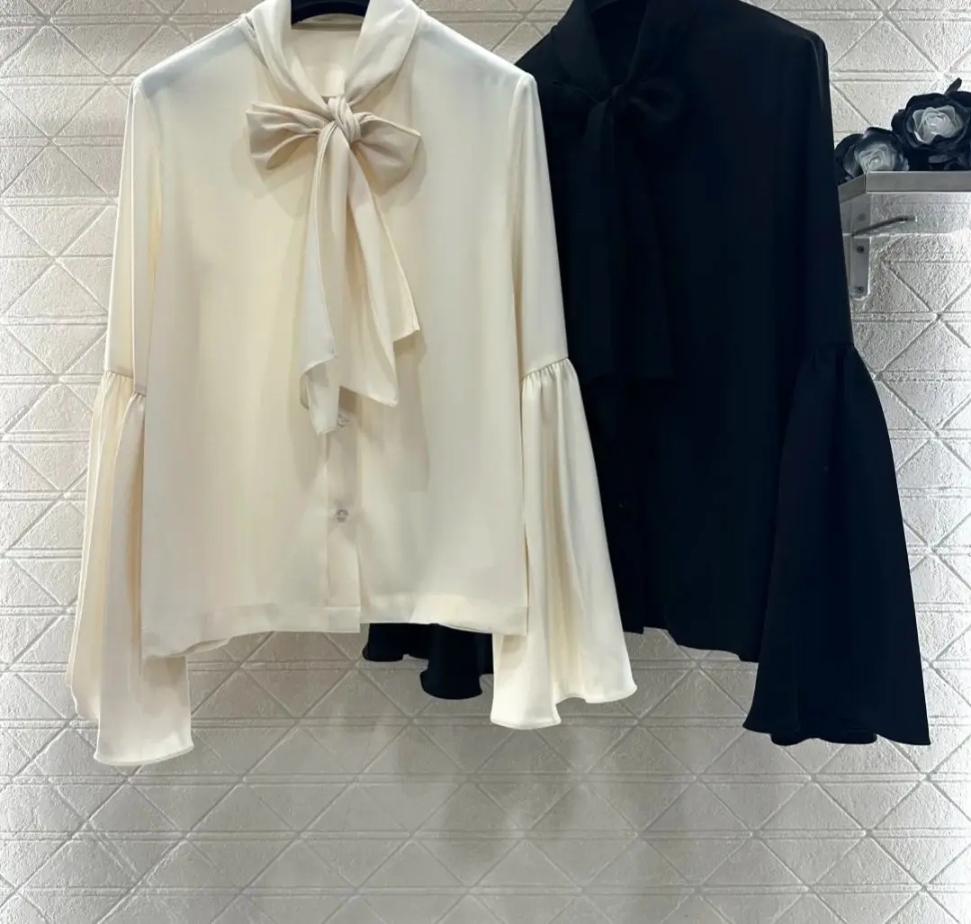 

Атласная рубашка с расклешенными рукавами и бантом, черно-белая, элегантная и нежная, элитный роскошный и изысканный повседневный уличный топ