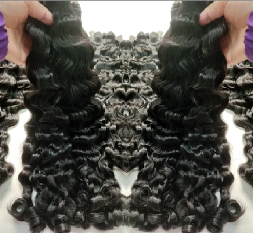 Raw Loose Curly Bundles Indian Human Hair 12A Grade Cuticle Aligned Wavy Human Hair Extensions Weft Big Spiral Curl Hair Bundle