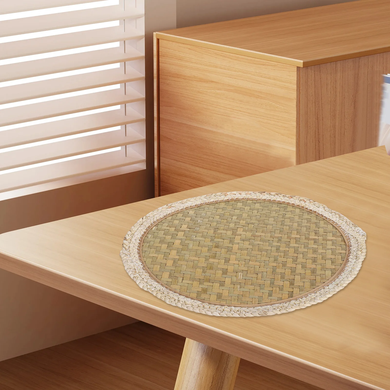 

2Pcs Retro Woven Bamboo Placemats 29Cm Heat Resistant Farmhouse Dining Table Mats Boho Rustic Style Insulation Pads for Plates