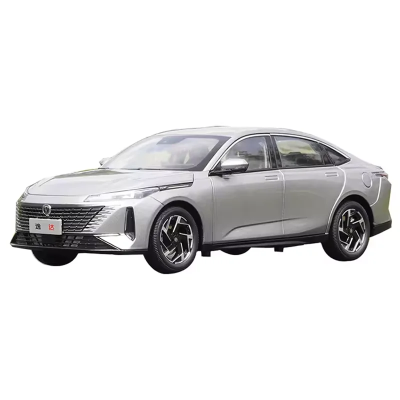 

Diecast 1:18 Scale Original Changan Yida Alloy Car Model Gift Finished Product Simulation Toy Collection Gift Static Model