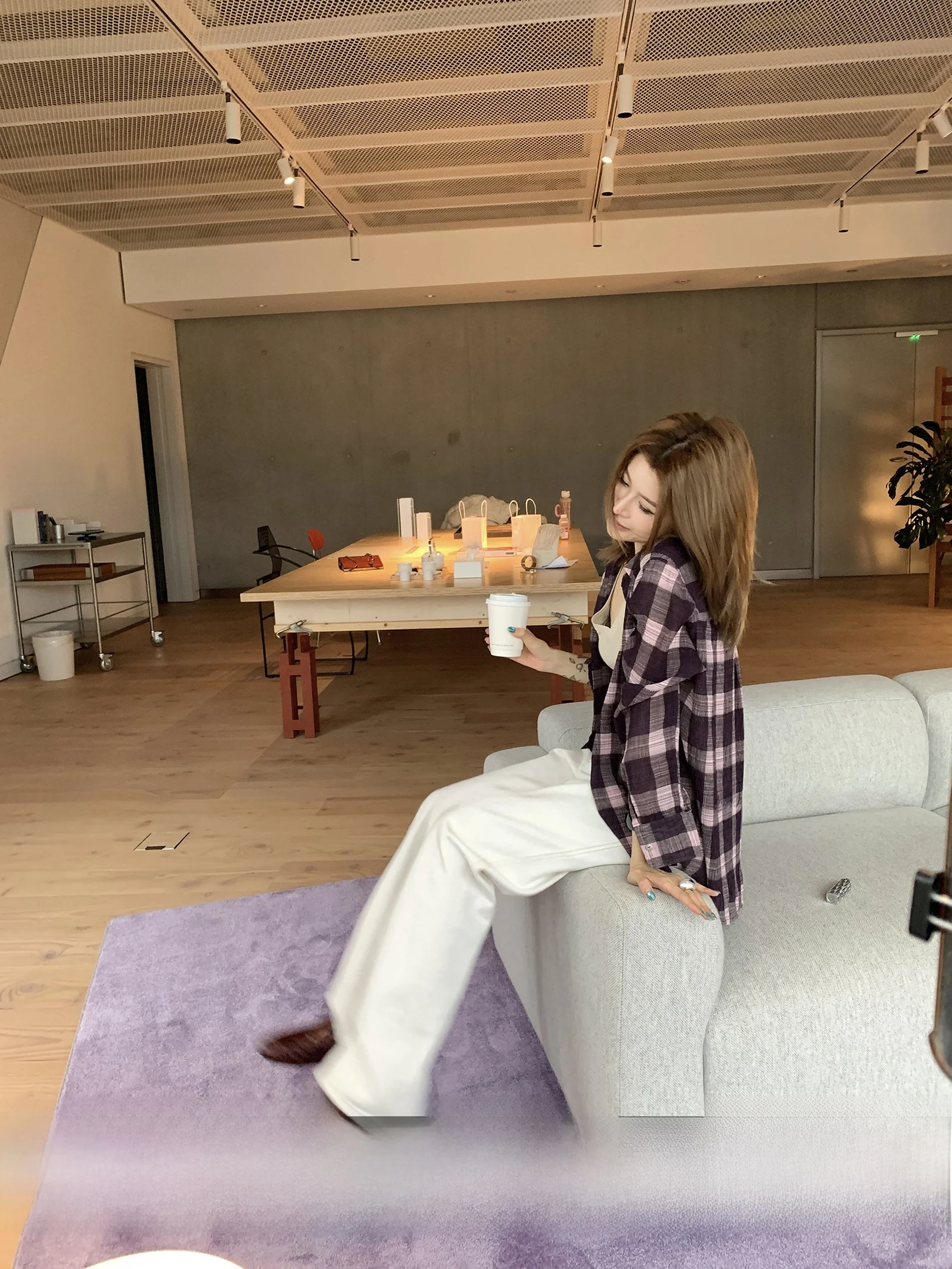 

Женская рубашка Three Goood в клетку розового и фиолетового цветов с длинными рукавами, свободного кроя, в повседневном стиле, с защитой от солнца, из полиэфирного волокна.