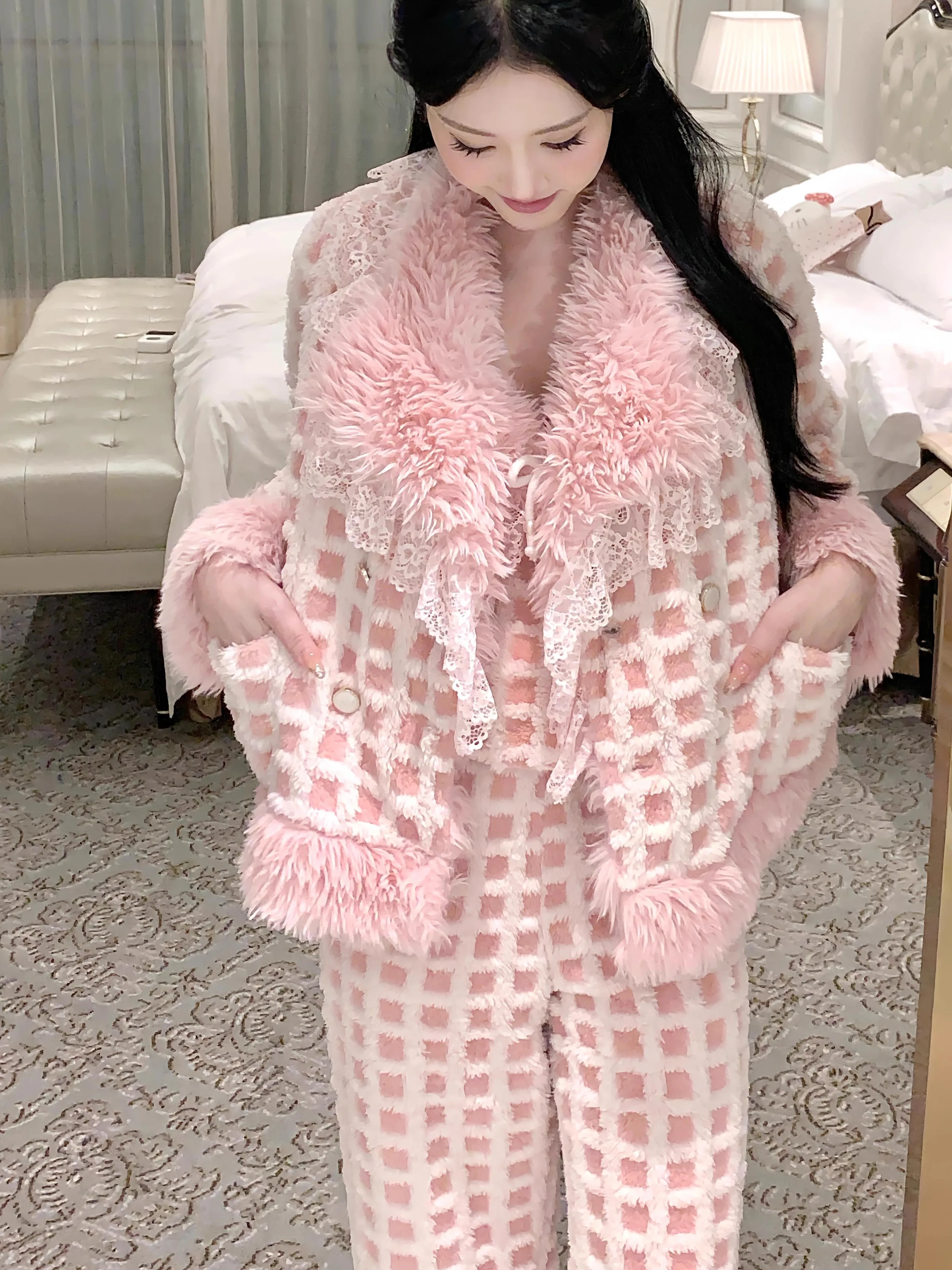 Зимняя корейская милая розовая верхняя одежда из кораллового флиса с меховым воротником, домашняя одежда, высококачественные свободные теплые пижамы для женщин