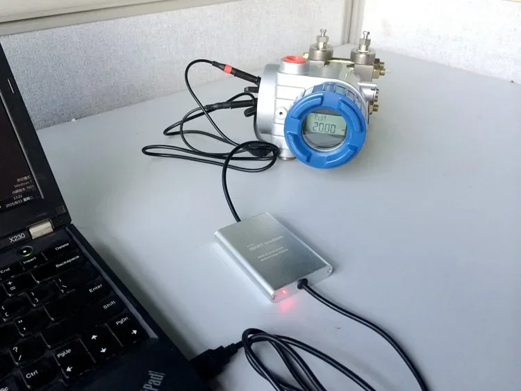 Neues M195 Hart-Modem USB mit integriertem 24-V-Hart-Kommunikator 475 375