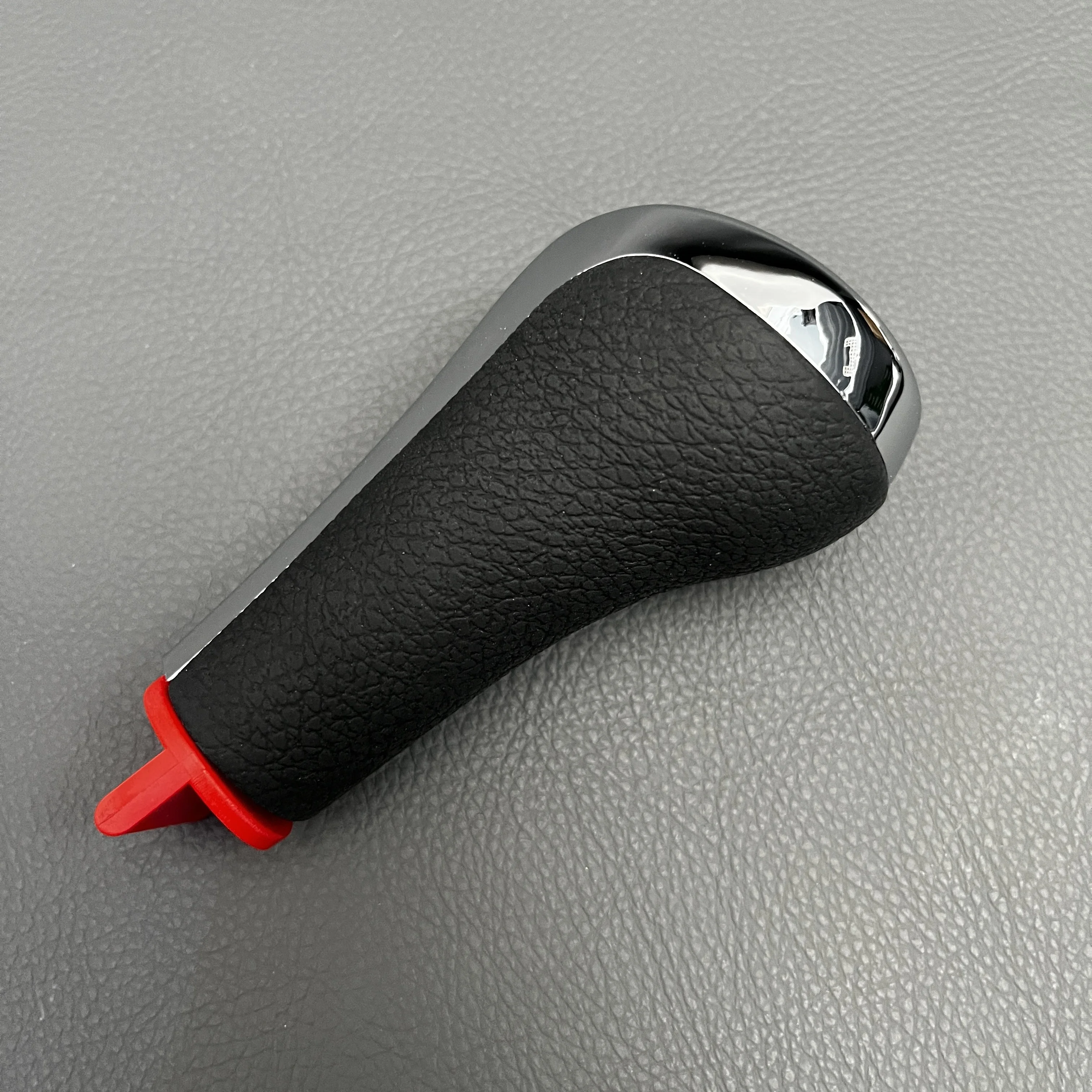 5-Gang-Schaltknauf für BMW 1 3 5 6 7 Serie E90 E91 E92 E93 E30 E36 E46 F30 Z4 E85 E86 X5 E53 – Detail 4