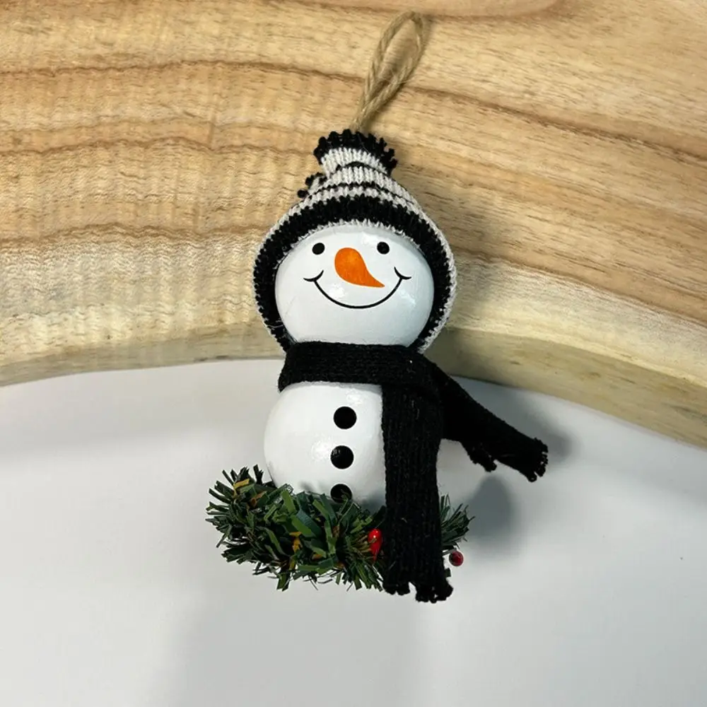 

Crafts Wooden Christmas Snowman Doll Delicate Creative Wall Hanging Ornament Funny Artificial Christmas Tree Pendant Kids