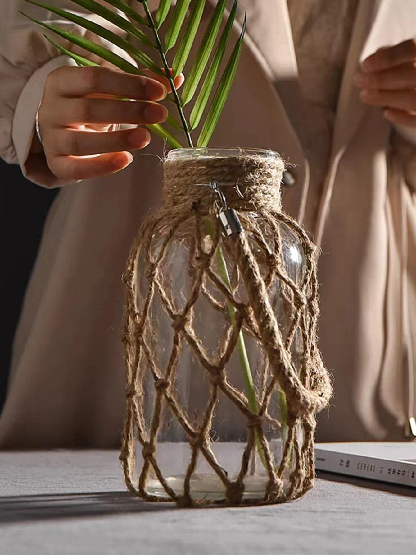 Hand Woven Hemp Rope Glass Vase Dry Flower Decor Art Glass Vase Nordic Living Room Table Decoration Bedroom Boho Home Decoration