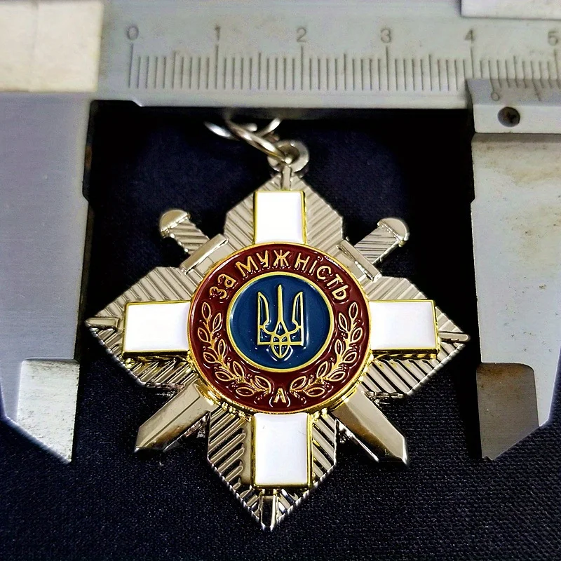 Insignia de Metal con cruz de Ucrania, copia de insignias de Metal, accesorios de uniforme, accesorios de fotografía, 1 ud.