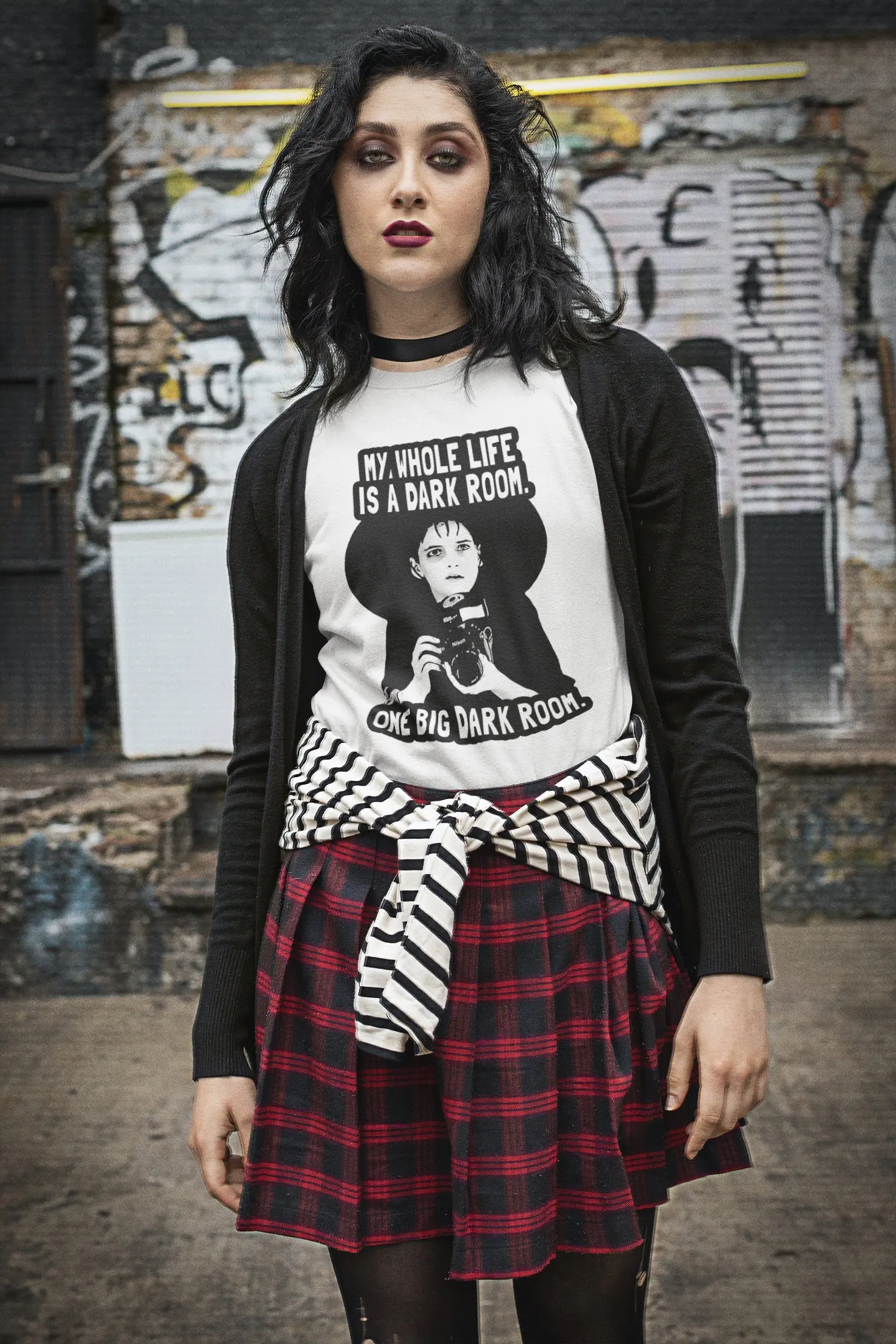 Lydia Deetz mein ganzes Leben ist ein dunkler Raum ein großes Trikot T-Shirt