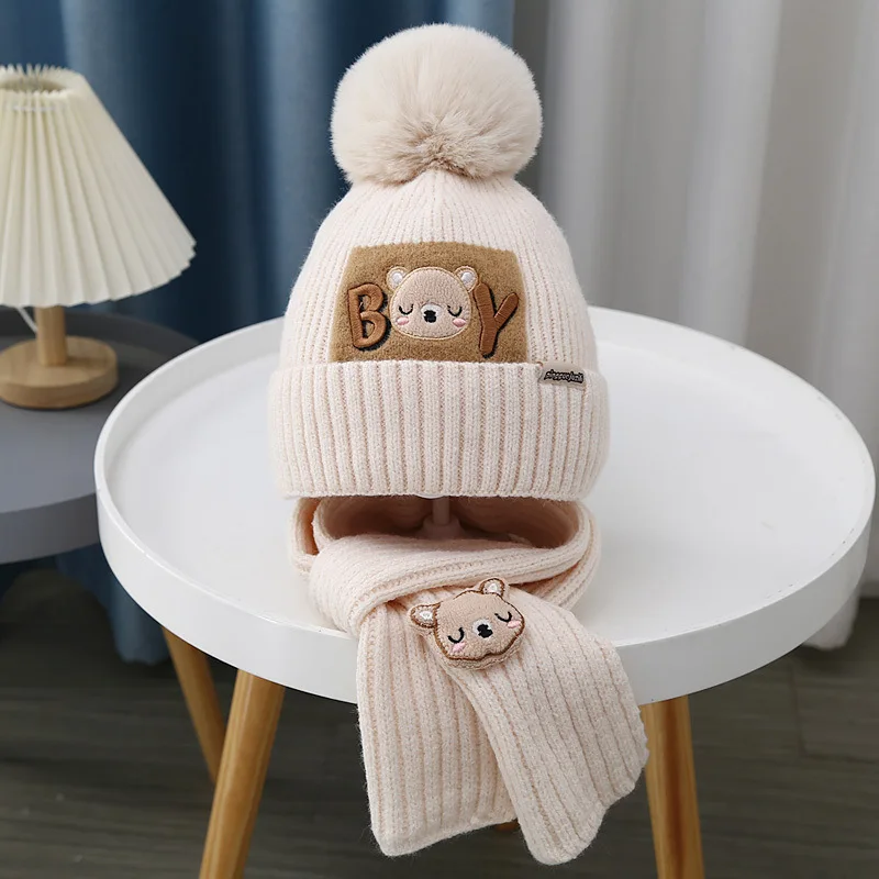 Bonnet et écharpe à pompon pour bébé, bonnet chaud pour enfants, couvre-cou extérieur, bonnet au crochet ours de dessin animé mignon, garçons et filles, hiver, 2 pièces par ensemble