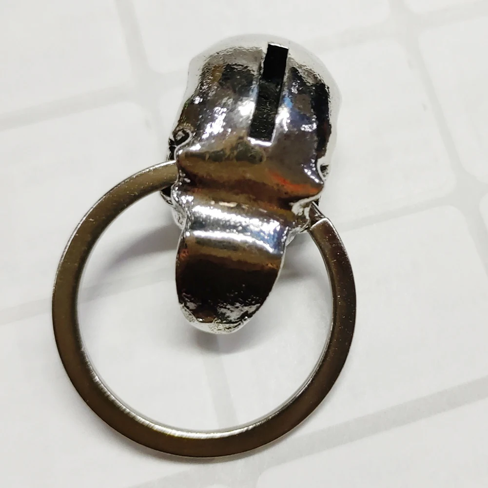 Cubierta de llave modificada Universal, accesorio decorativo para llave, tapa de llave de calavera de demonio de Metal para la mayoría de motocicletas, recuerdos de fiesta de Halloween