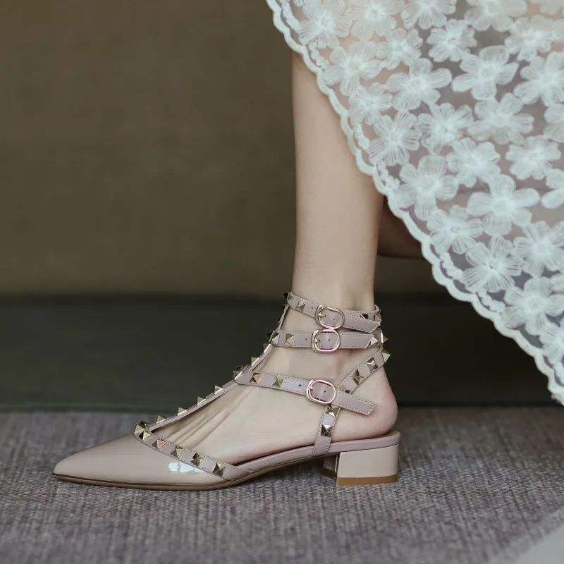 2023 Spring/Summer New Lacquer Leather Rivet Pointed Thick Heel Single Shoes With Strap Middle Heel Naked Women's Sandals Pumps