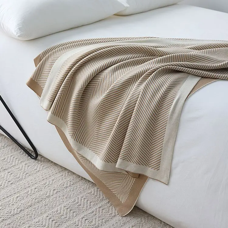 Nordic Hrow Blankets Textured Big Striped Knitting Blankets Chunky Vintage Luxury Throw Bedspread Blanket Cover Manta Para Sofá