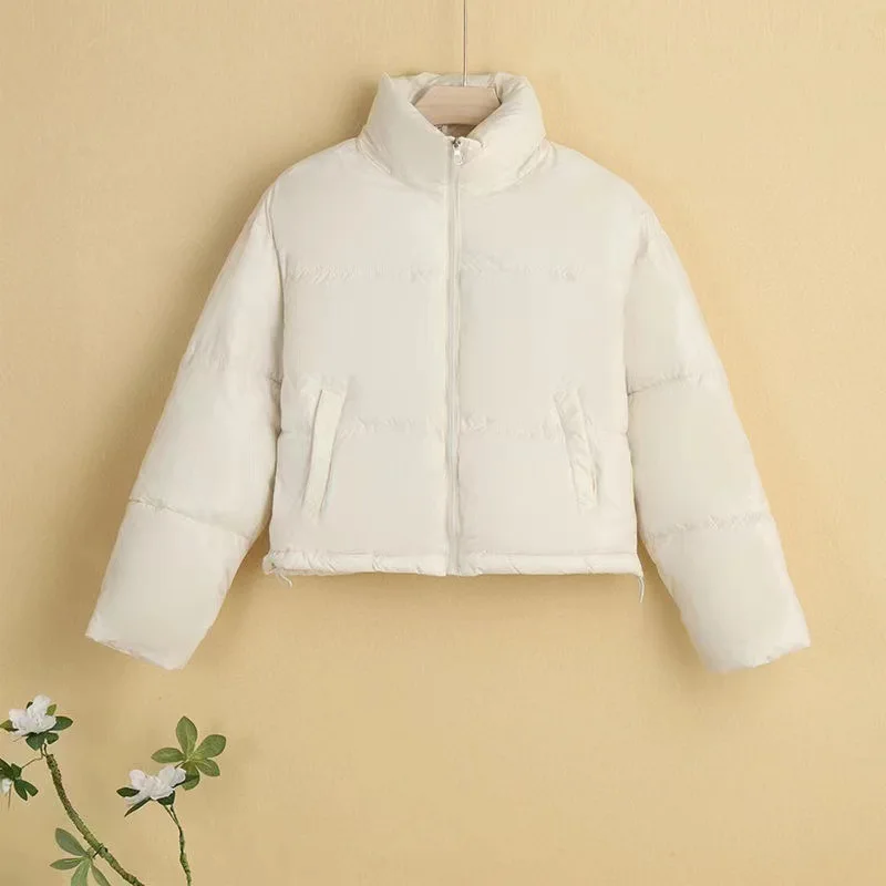 

Свободная и утепленная куртка с небольшим воротником-стойкой в модном зарубежном стиле, женская короткая пуховая хлопковая куртка.