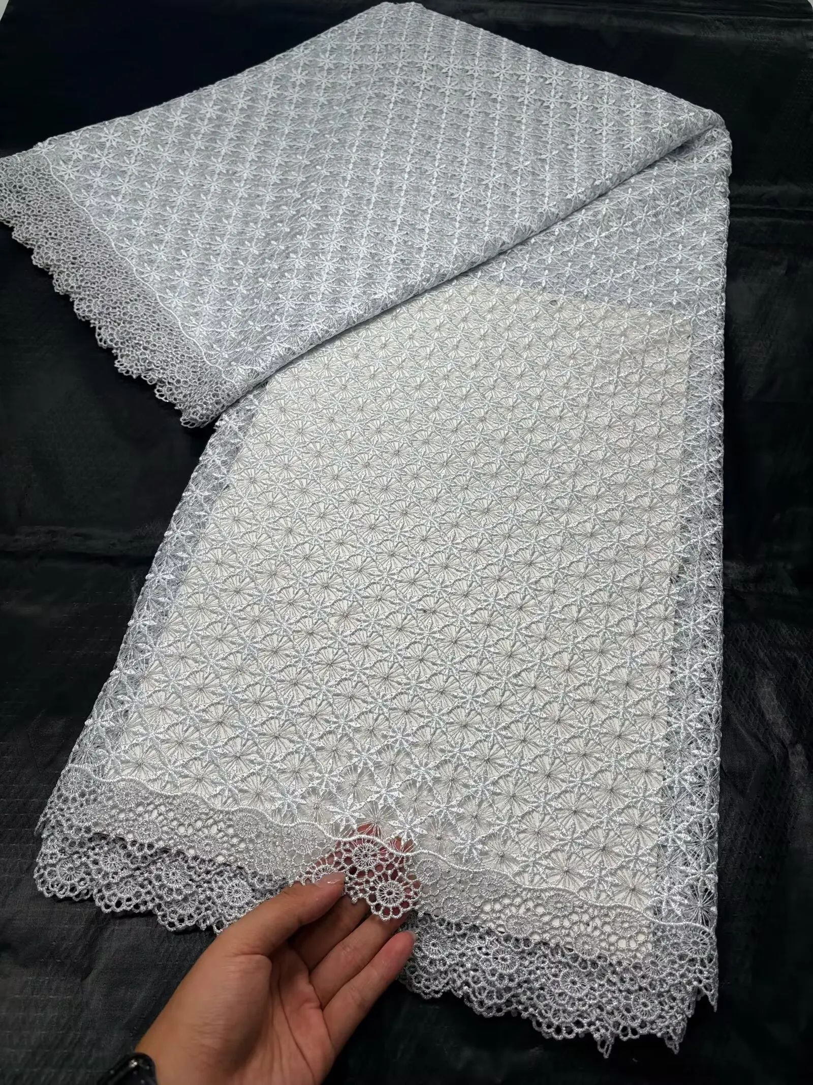 dentelle-guipure-blanche-brodee-dentelle-francaise-brillante-dentelle-africaine-pour-robe-de-soiree-femme-5-yards