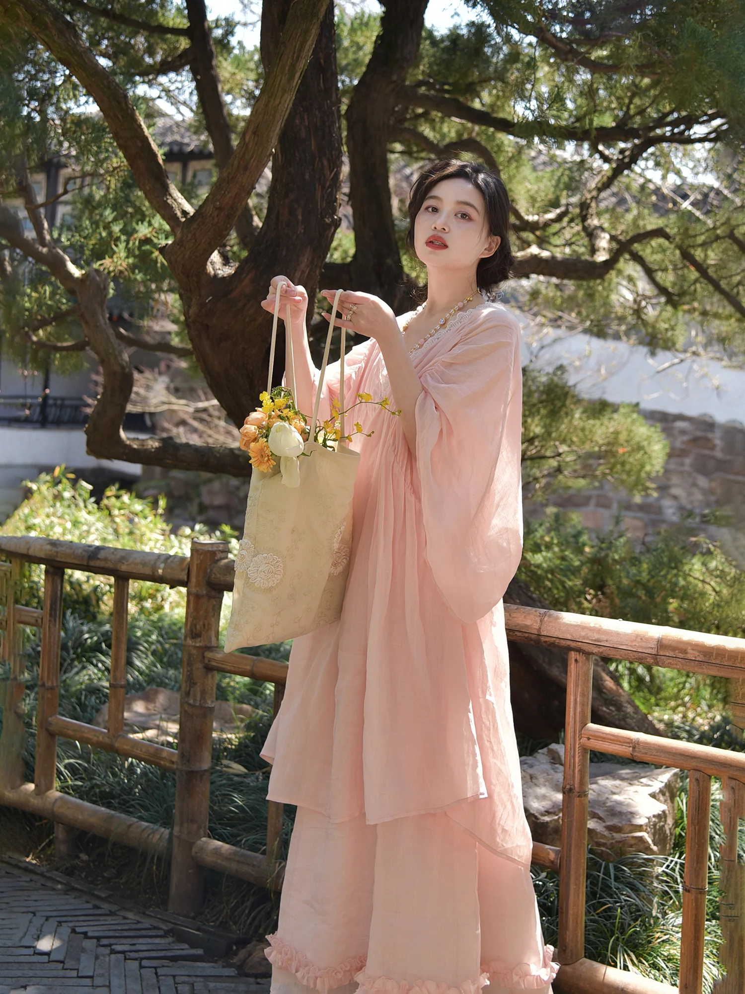 

Новый китайский национальный традиционный комплект одежды в стиле «Фея Ветра» из стотысячелистника и боярышника, летний женский ханьфу