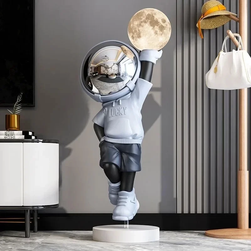 

Luxury large resin astronaut lamp sculpture, indoor home, living room decoration, astronaut statue YX852TB