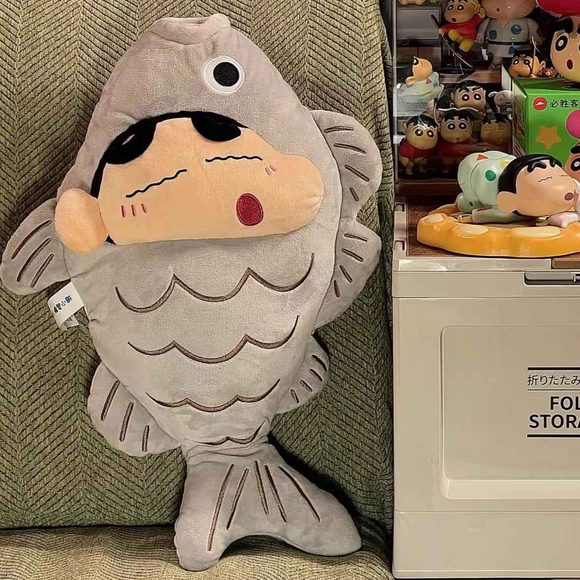 

Cartoon Anime Crayon Shin chan Cute Periphery Salted Fish Same Style Pillow Doll Model for Birthday Gift Office Pillow