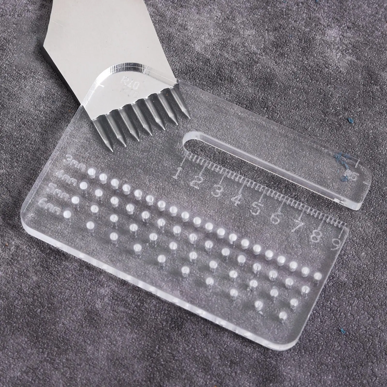 

Вспомогательная многофункциональная линейка для штамповки 3, 4, 5, 6 мм, линейка для резки, кожаный инструмент «сделай сам», инструмент для пробивания отверстий