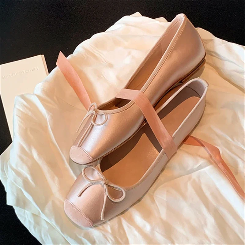 Fashion Design Silk Ballerinas Women Pumps Slip on Loafers Round Toe Square Heels Bowknot Casual Spring Autumn Shoes