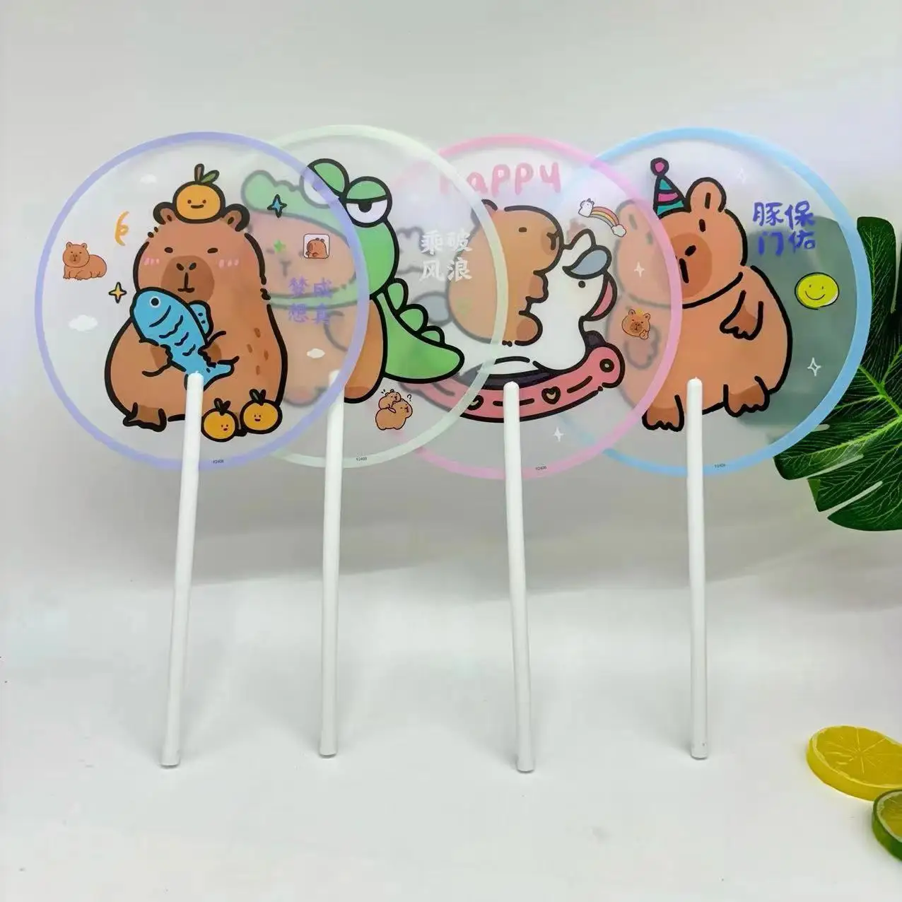 Capyaz-女の子と男の子のための漫画のファン,ミニファンディスク,PVC,創造的なパーティーギフト,クールなボーイフレンド,男の子,女の子,4個