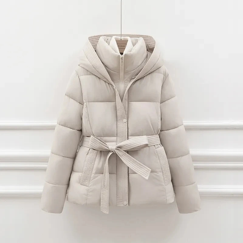 Jaket katun bulu angsa kelas atas untuk wanita Musim Dingin 2025 Fashion Slim Tebal Berkerudung Mantel Roti Wanita Hangat Parka Overcoat Dengan ikat pinggang