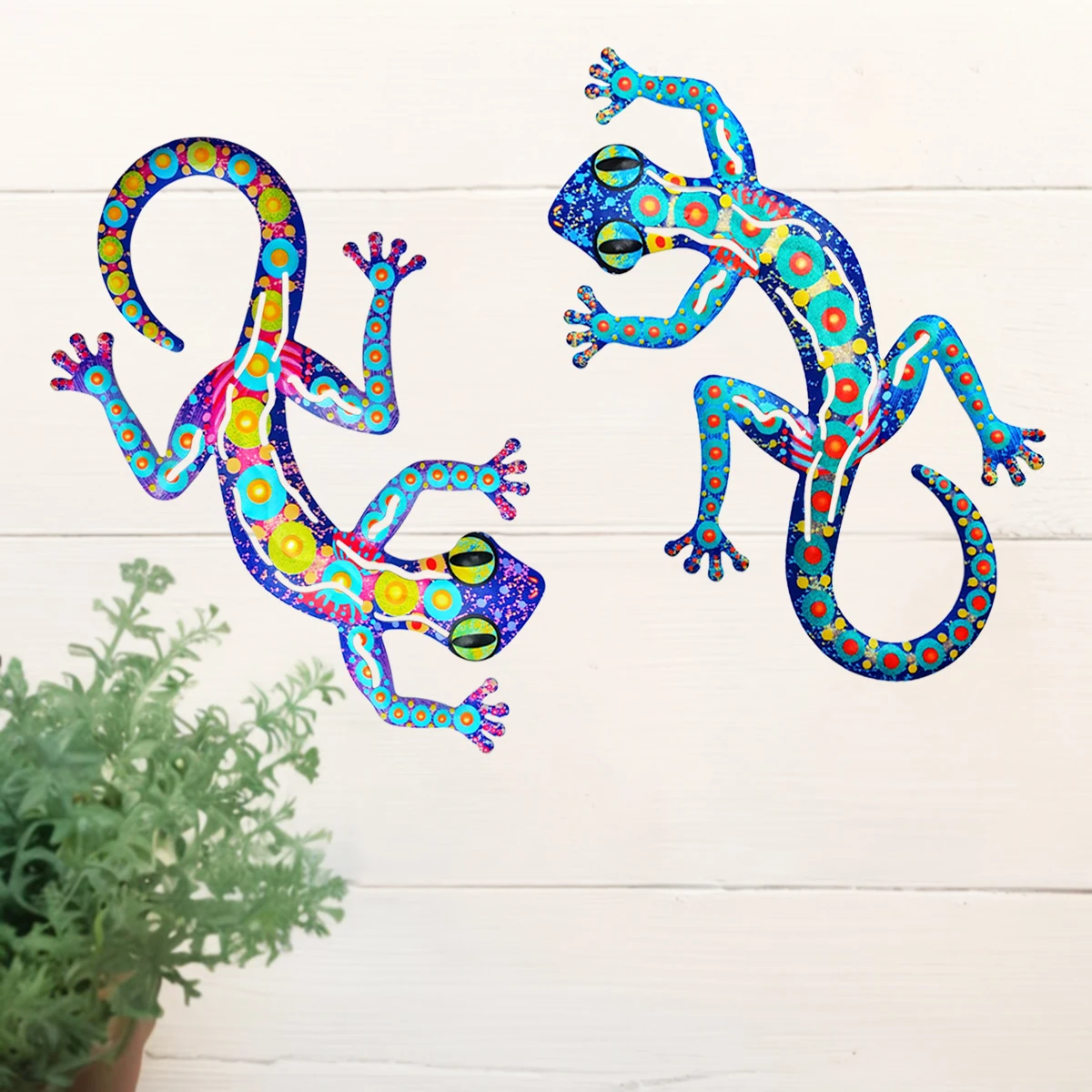 

Metal Art Gecko Wall Decor Vibrant Iron Art Lizard Sculptures Gecko Hanging Ornament for Outdoor Home Office Yard Garden Wedding