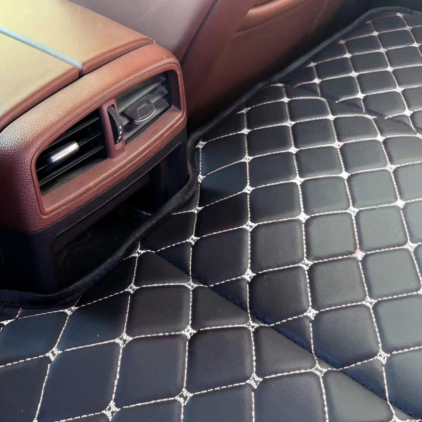 

Car Rear Seat Mattress Extension Plate PU Leather Portable Car Camping Mattress Travel Camping Essential ﻿for Sedan & SUV