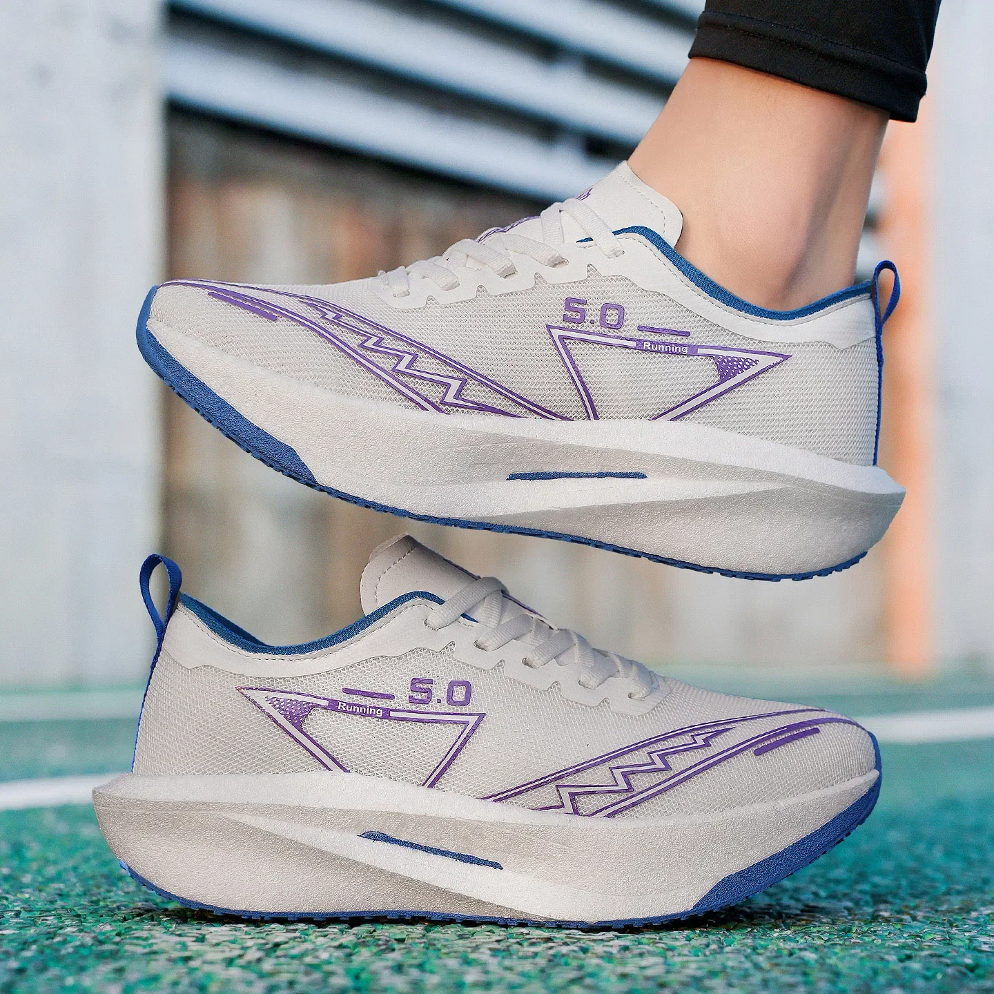 New Outdoor Comfort Casual Running Shoes, Unisex Couple Lightweight Anti-slip Wear-resistant Sports Sneakers for Men and Women