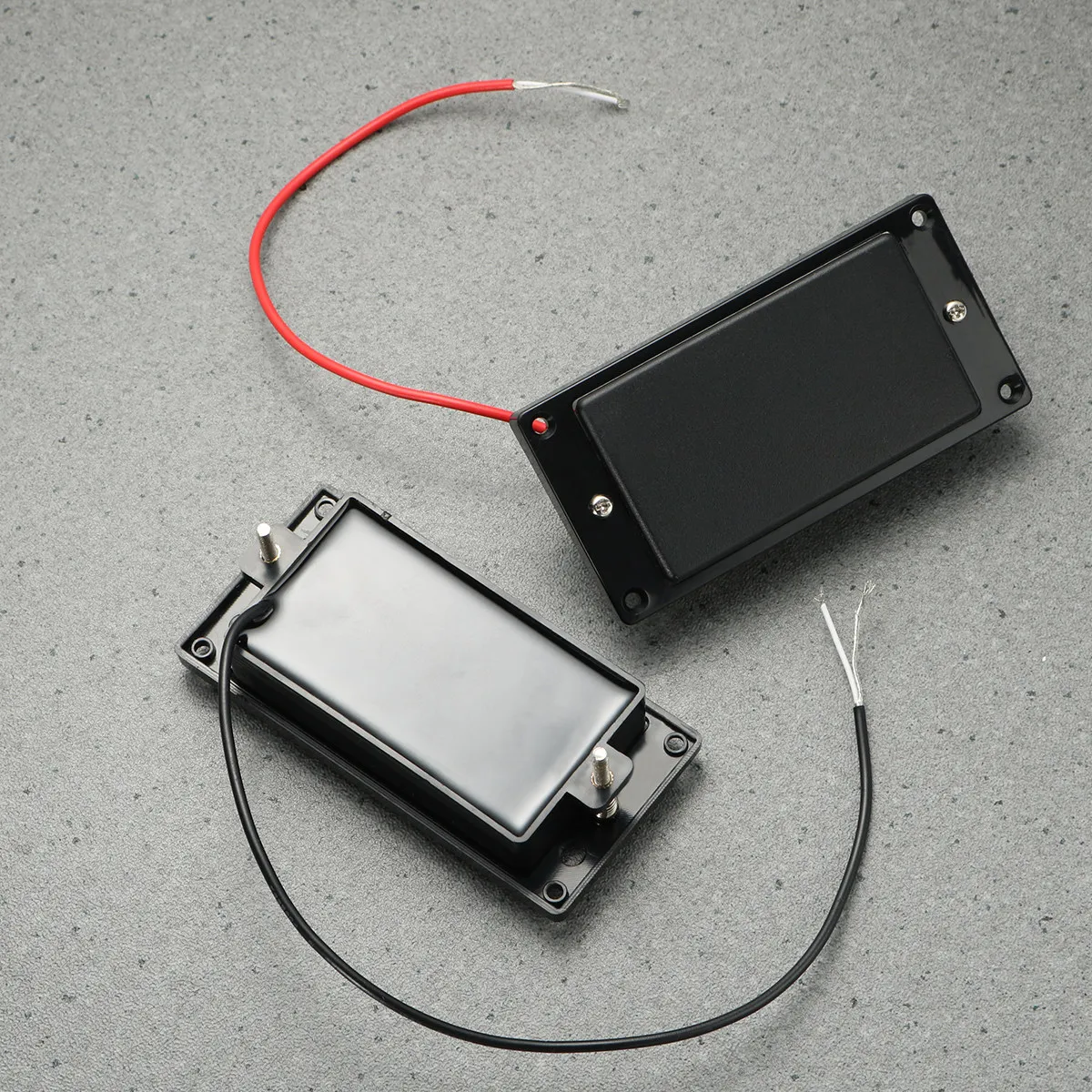 2Pcs Electric Guitar Humbucker Pickups Sealed Professional Replacement Set Classic Warm Sound Higher Output Humbucker Pickups view 5
