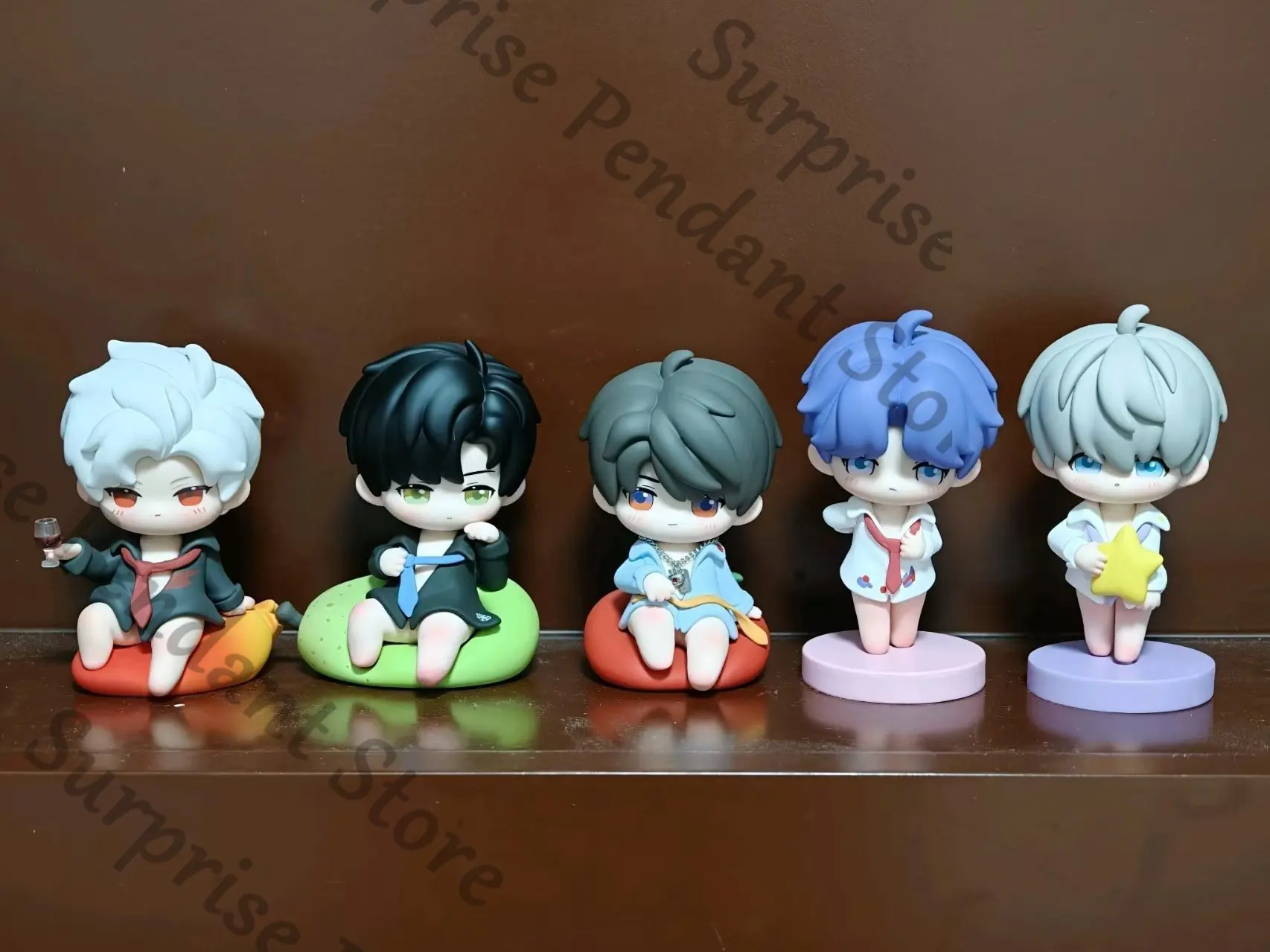 Ready Stock Love and Deepspace Shirt Outfit Character Figurine, Zayne Rafayel Xavier Caleb Game Desktop Ornament Collectible