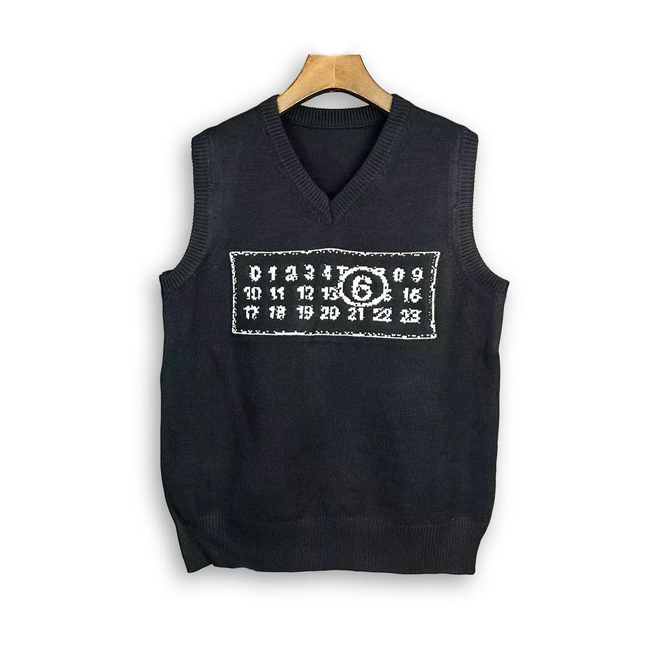 Sleeveless Wool Sweater Men Flocking Jacquard Black White Patchwork Tank Top Harajuku Fashion Oversized Knitted Vest V Neck