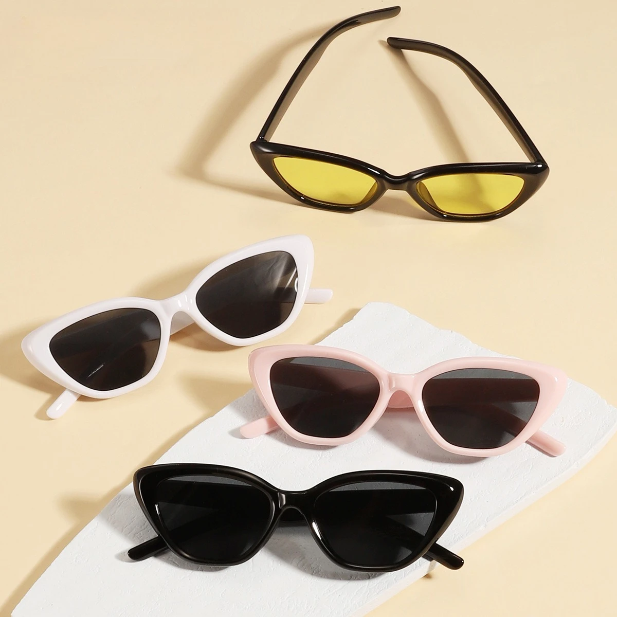 Vintage Children Cat Eye Sunglasse Brand Designer Fashion Boys Girls Eyeglasses Cute Baby Shade Eyewear Kids Sun Glasses UV400