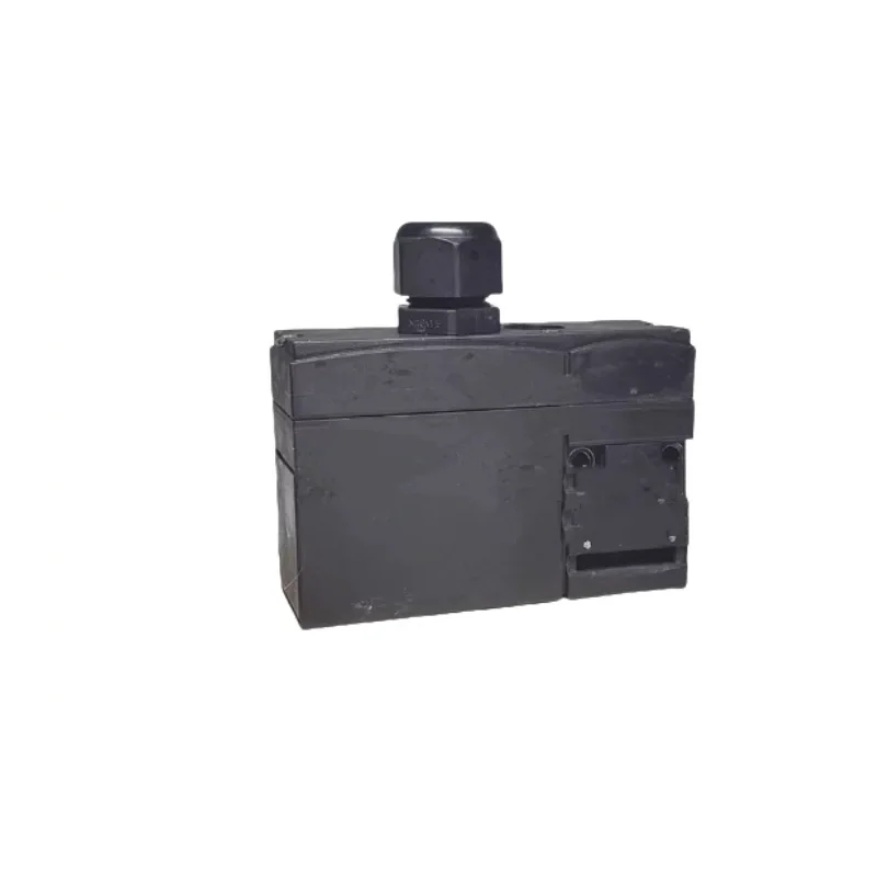 Original AZM 170-02ZK AZM 170-02ZRK AZM 170-02ZRKA AZM 170-11ZRK AZM 170-11ZK AZM 170-11ZRKA safety door switch