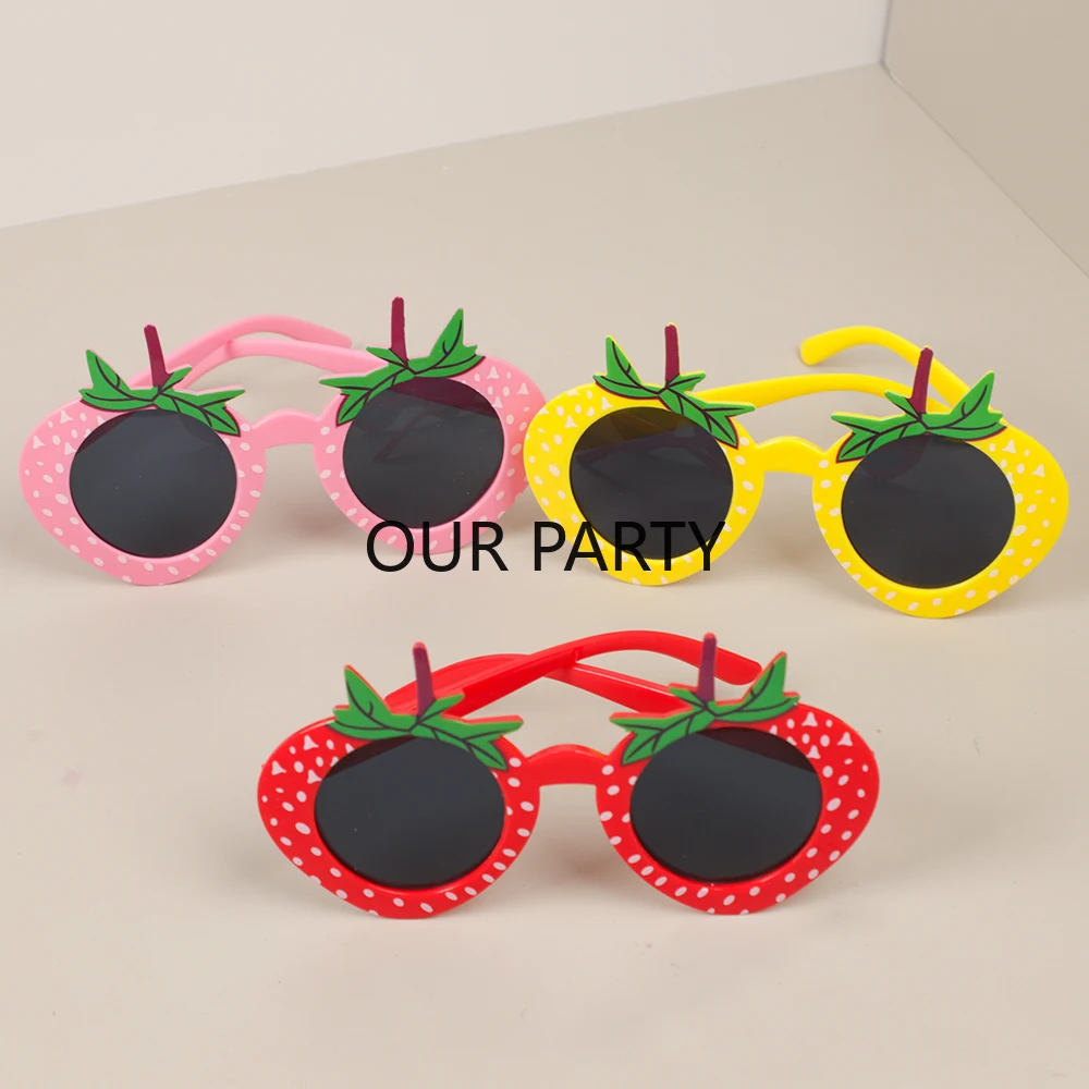 1Pcs Sweet Strawberry Theme Glasses Summer Fruit Sunglasses Photo Props for Kids Birthday Baby Shower Party Favors Decoration