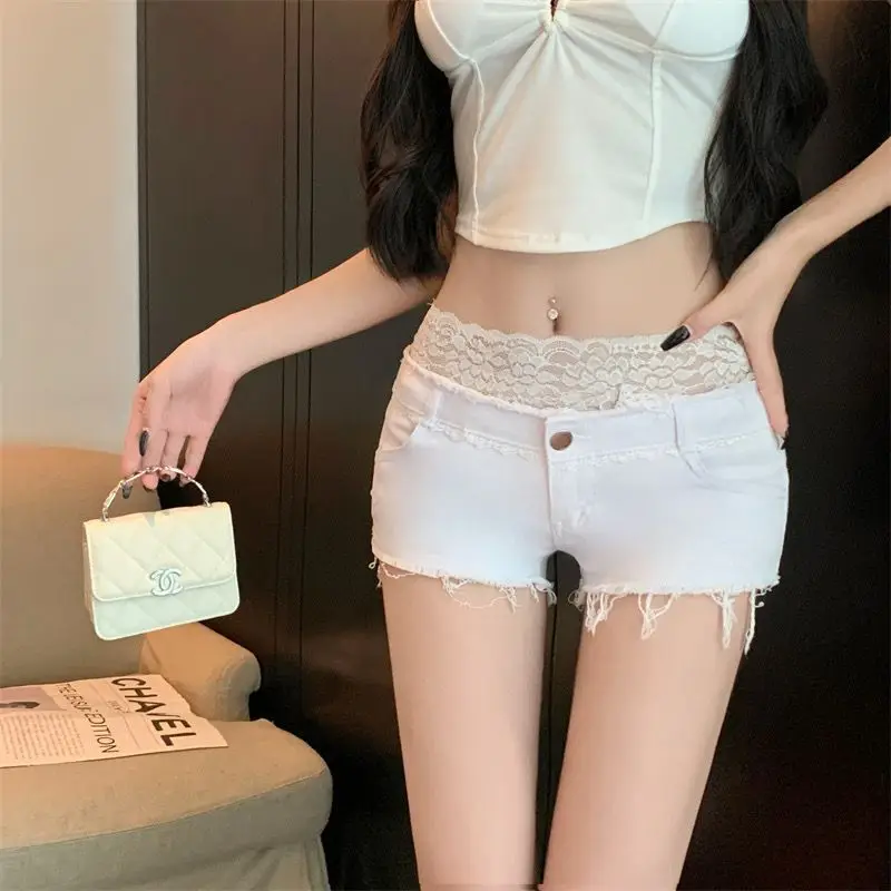 Look mince et taille basse serré Sexy fille chaude Denim pantalons chauds dentelle blanche épissé shorts vous rendre