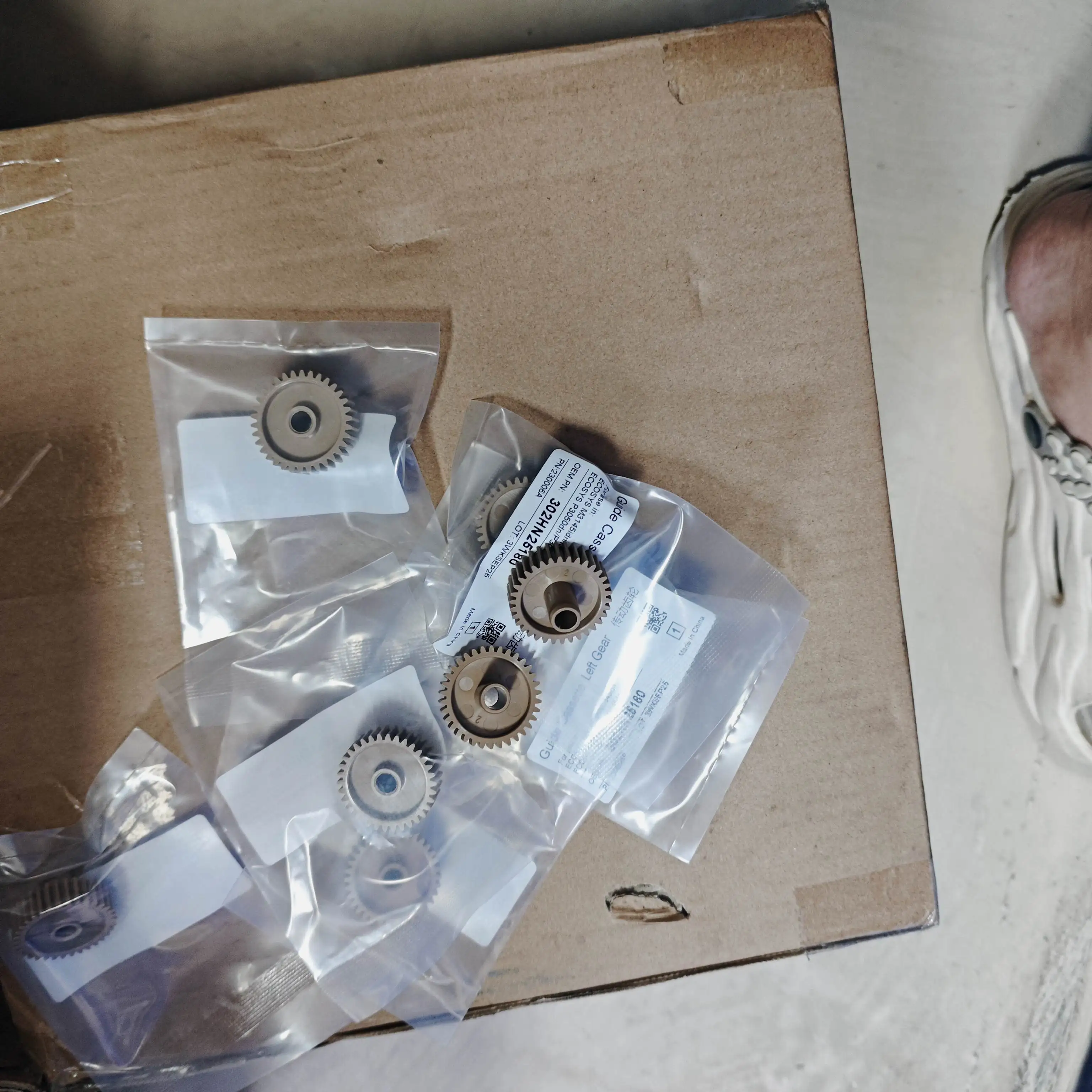 

10 шт., направляющая кассета, левая шестерня для KYOCERA ECOSYS M3145idn M3645idn M3660idn P3045dn P3050dn P3060dn FS-4300DN 302HN25180