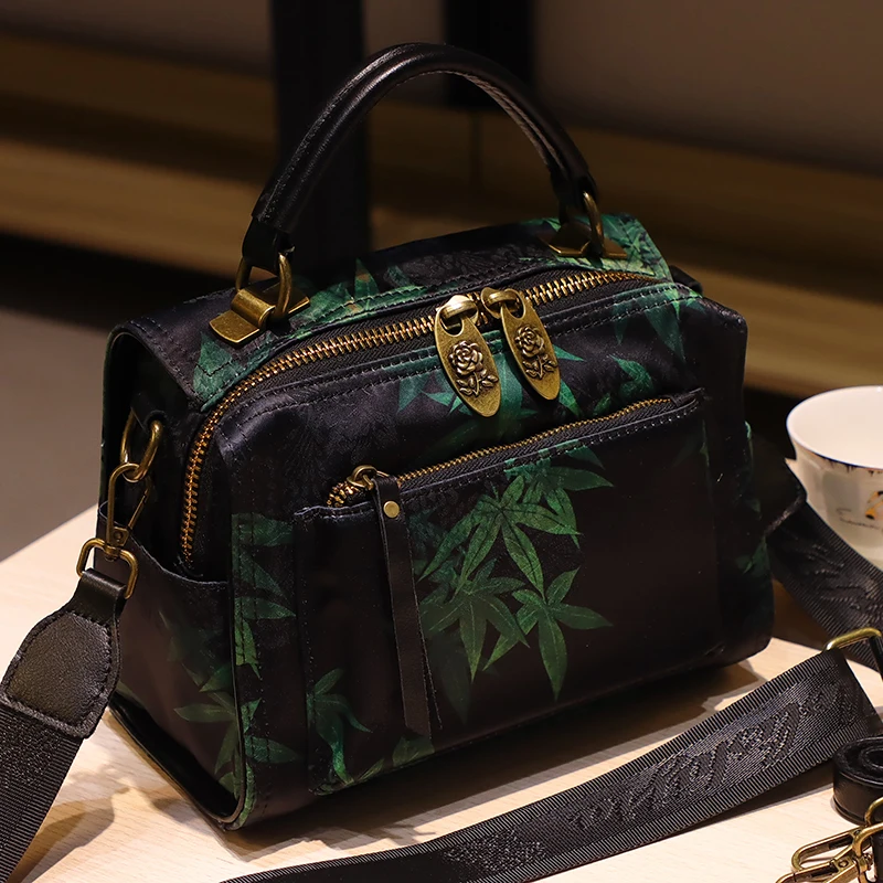 

Large Capacity Ladies Handbag 2025 New Designer Fashion Handbag High Quality Fabric with Genuine Leather Bolso Mujer